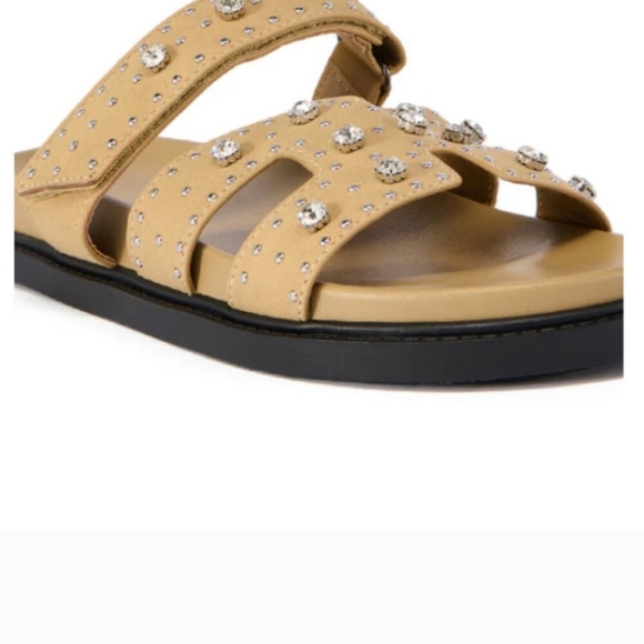 Slides(NWT) - Picture 5 of 6